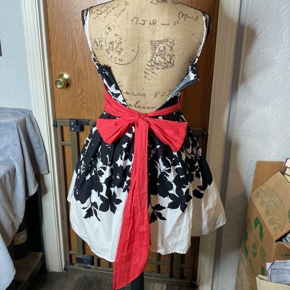 B Darlin Black White Dress w Pink Size 3/4 - Picture 3 of 6